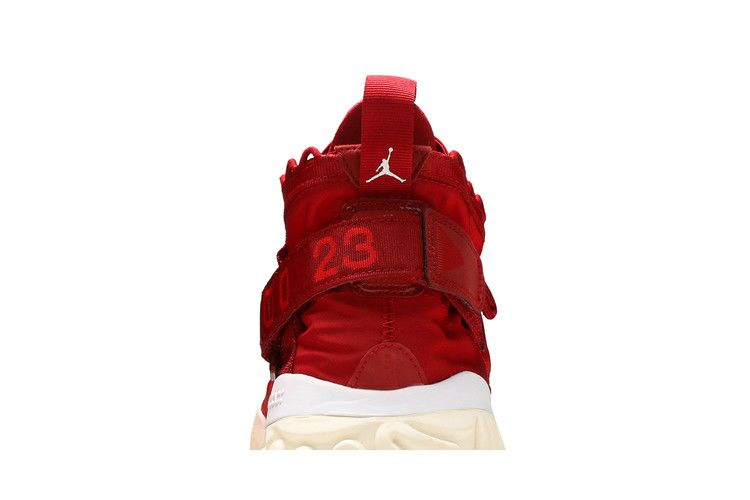 jordan-proto-react-university-red-bv1654-601_06
