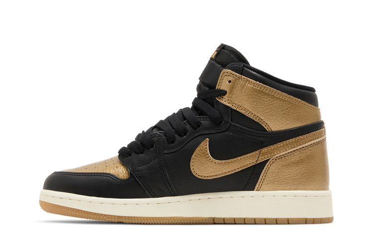 air-jordan-1-retro-high-og-gs-black-metallic-gold-fd1437-071_02
