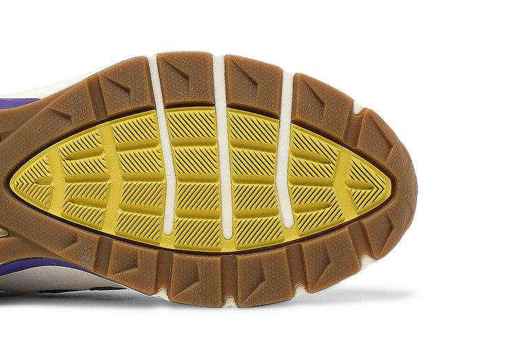 990v5-made-in-usa-black-history-month-m990cp5_04
