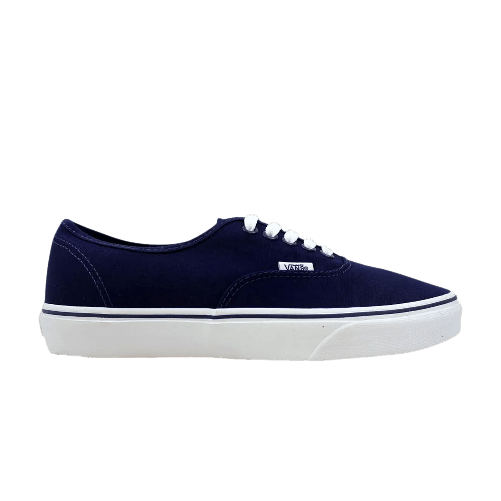 authentic-eclipse-vn0a348alv0