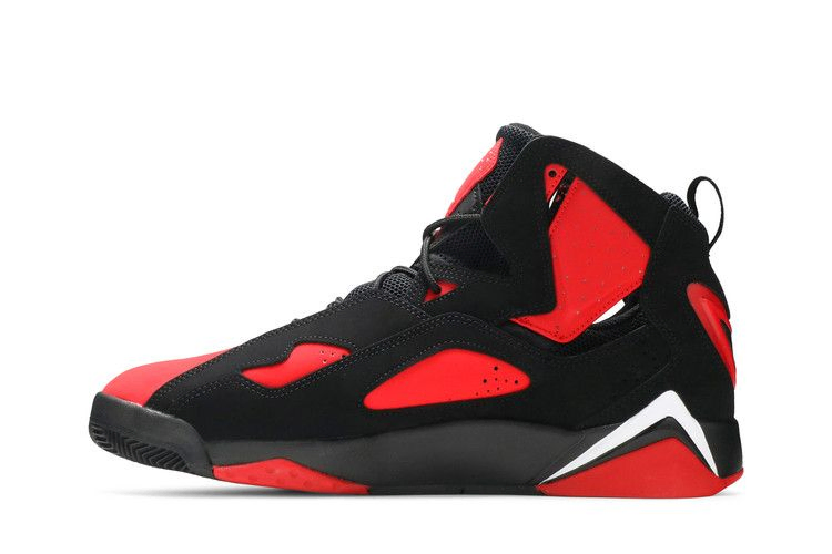 Кроссовки Air Jordan True Flight 'Black University Red'