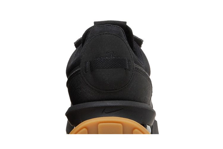 Кроссовки Nike Air Max Pre-Day 'Black Gum'