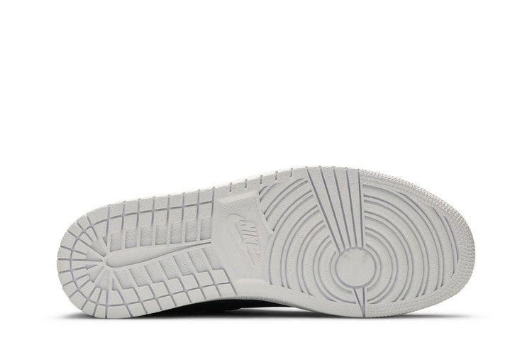 air-jordan-1-centre-court-cyber-monday-dj2756-001_03