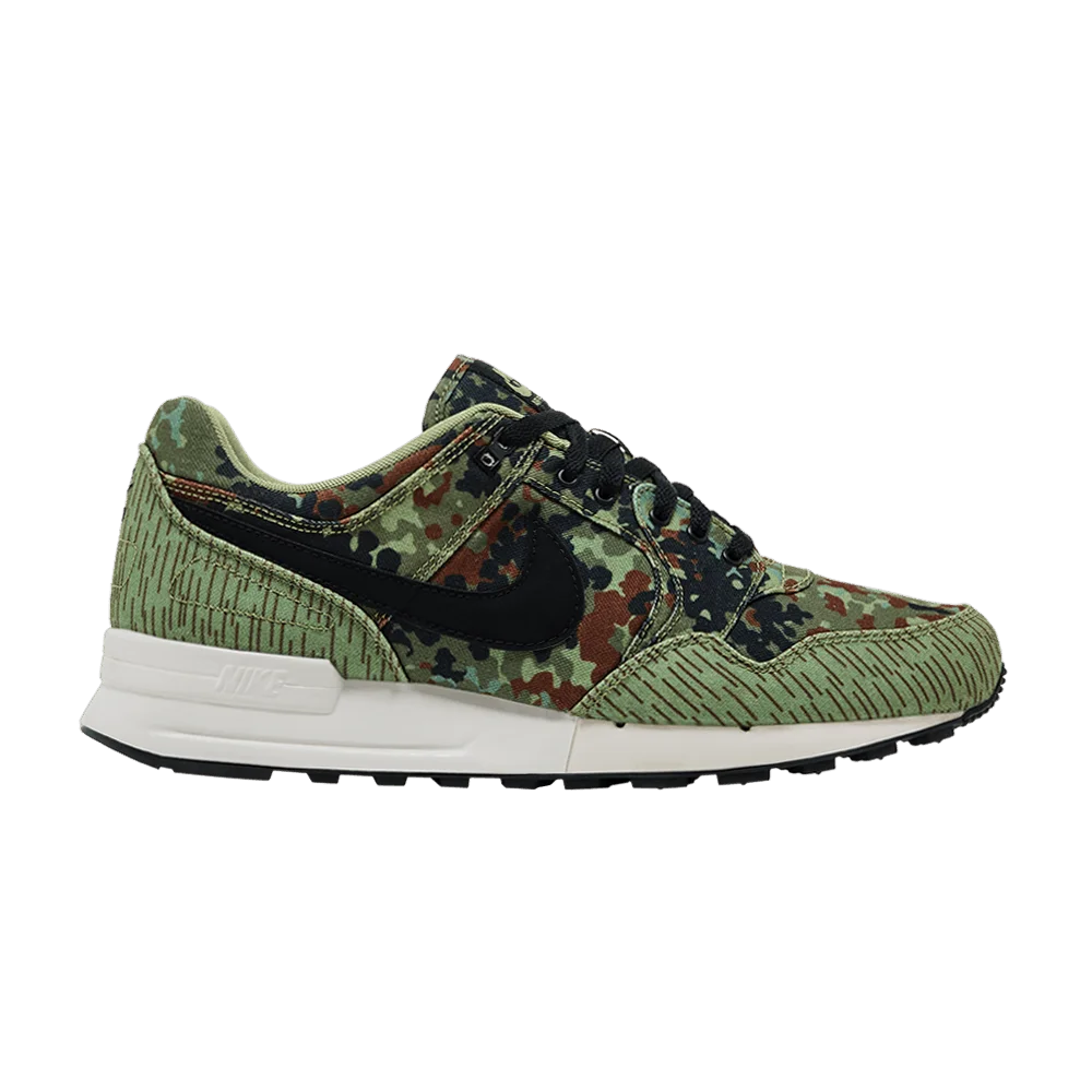 Krossovki-Nike-Air-Pegasus-89-German-Reunification