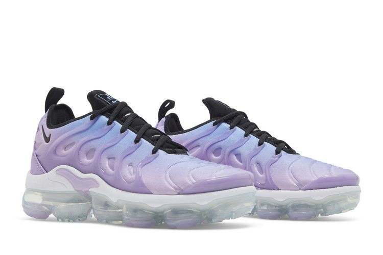 wmns-air-vapormax-plus-lilac-university-blue-gradient-dz5204-500_07