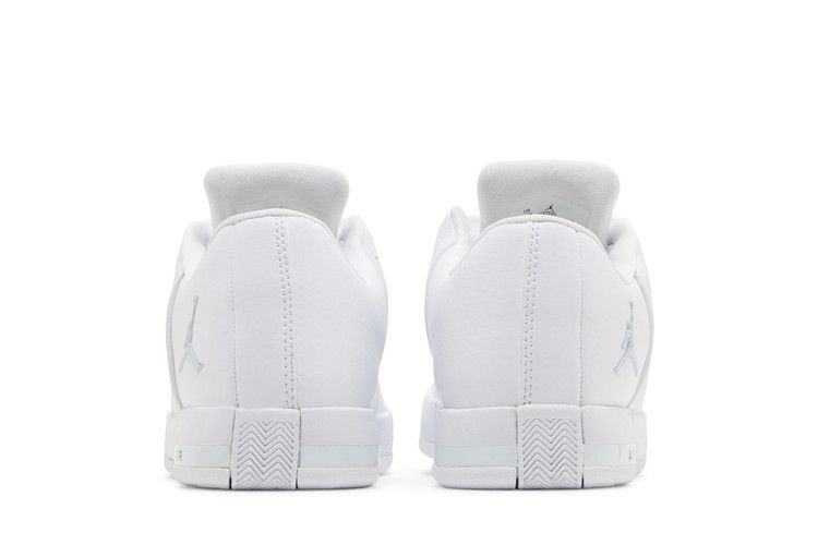 jordan-team-elite-2-low-gs-white-pure-platinum-ao1732-111_05