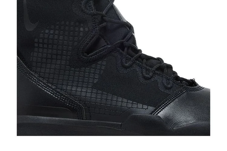 Кроссовки Nike SFB B2 'Triple Black'