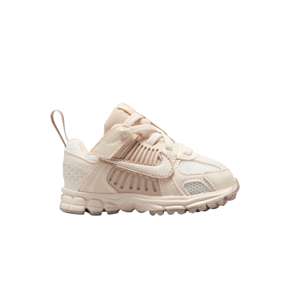 vomero-5-td-pale-ivory-hf7000-106
