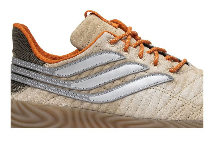 Кроссовки Bodega x adidas Sobakov 'Bone'