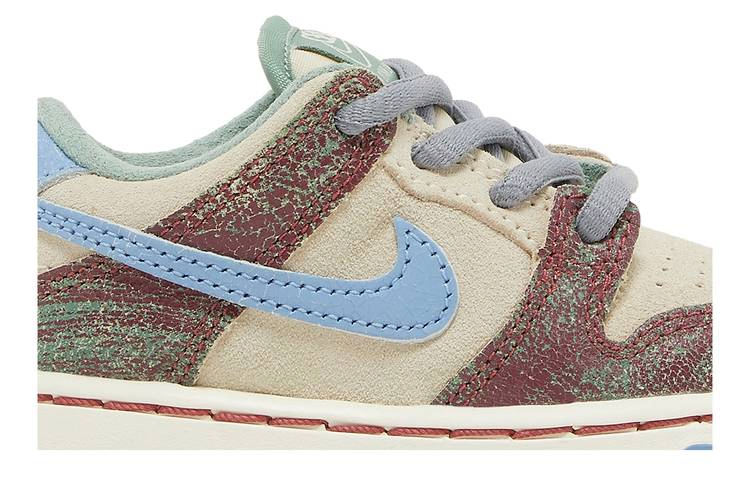 crenshaw-skate-club-x-dunk-low-sb-td-fq8205-300_01