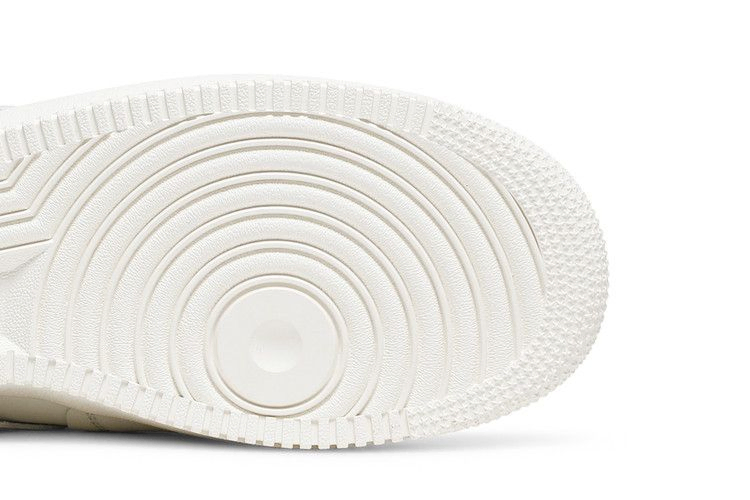 Кроссовки Comme des Garçons x Nike Air Force 1 Mid 'Triple White'