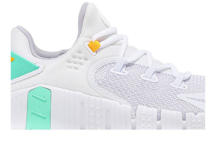 Кроссовки Nike Wmns Free Metcon 4 'White Green Glow'