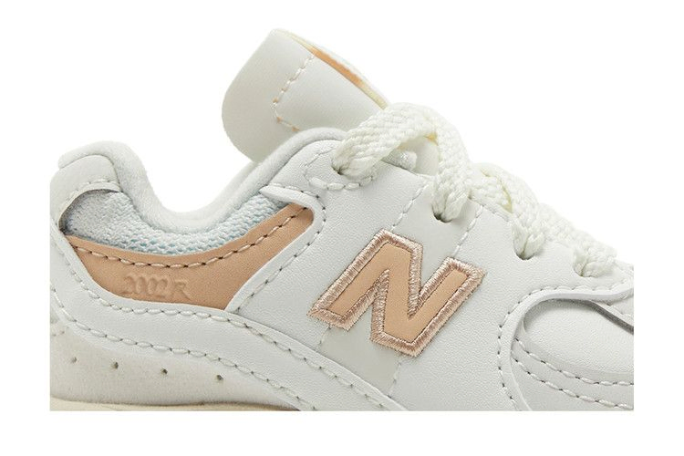 Кроссовки New Balance 2002R Toddler 'Moonbeam Frappe'