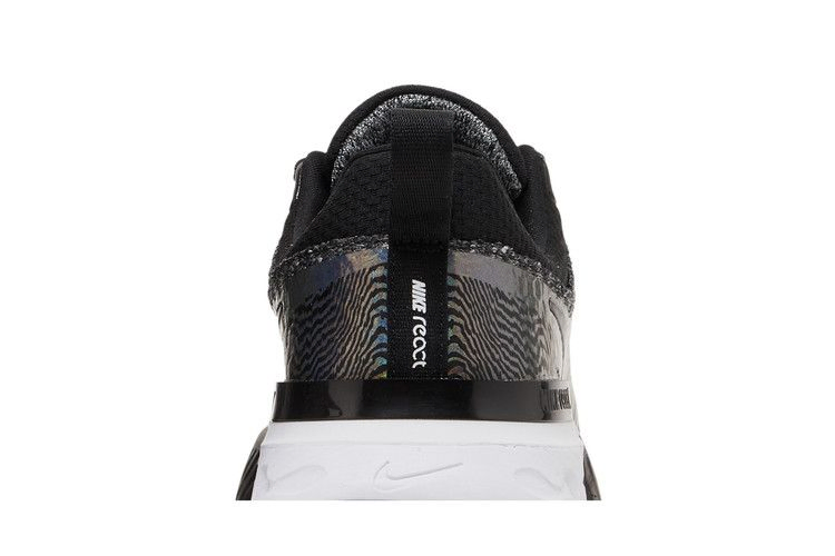 wmns-react-infinity-run-flyknit-3-premium-black-zebra-iridescent-dz3027-001_06