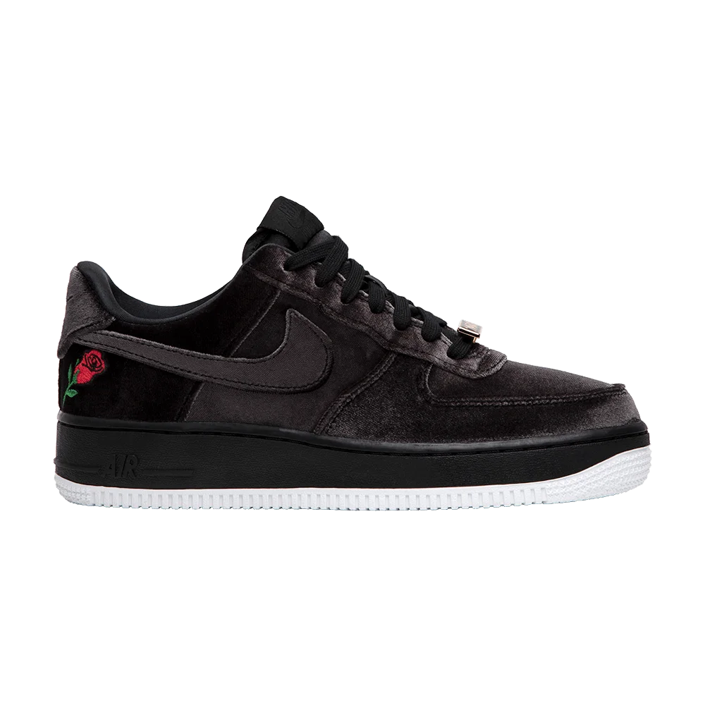Krossovki-Nike-Air-Force-1-07-QS-Velvet-Rose