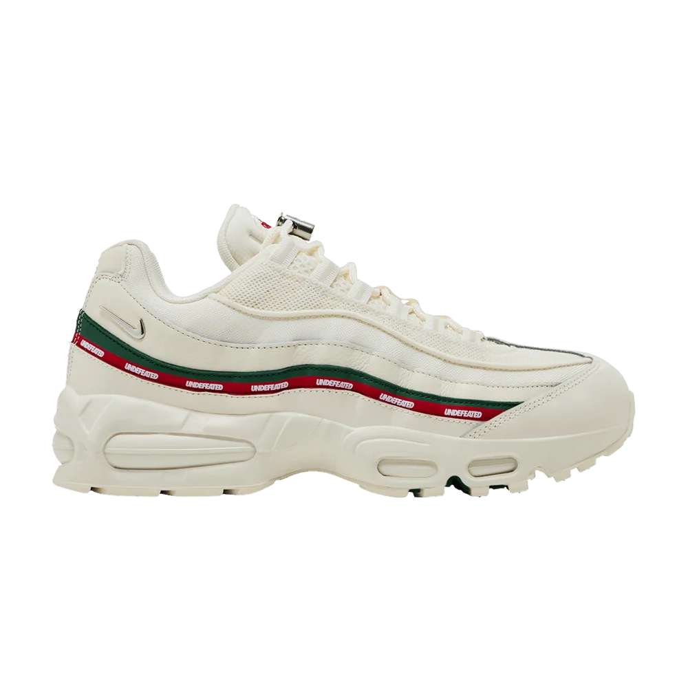 Krossovki-Undefeated-x-Nike-Air-Max-95-Sail