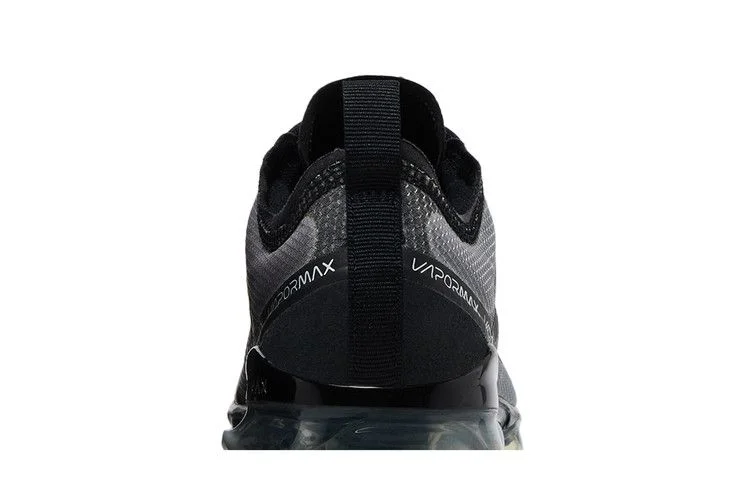 Krossovki-Nike-Air-VaporMax-2019-GS-Ghost-Black-6