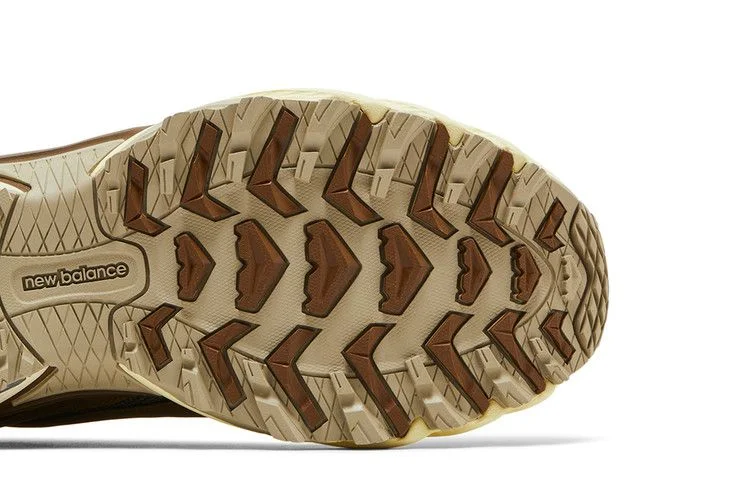 Krossovki-Amine-x-New-Balance-610S-Mini-Mooz-Brown-4