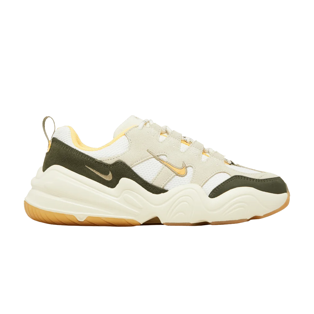 Krossovki-Nike-Wmns-Tech-Hera-Sail-Olive