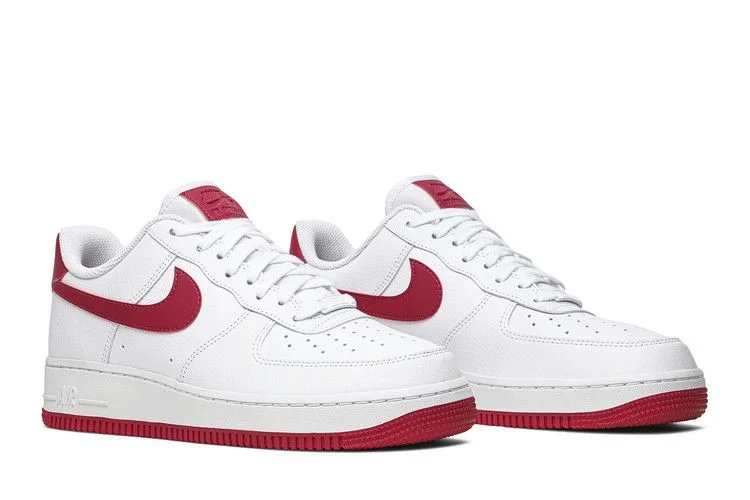 Krossovki-Nike-Wmns-Air-Force-1-07-Wild-Cherry-7