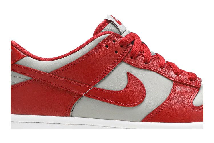 dunk-low-gs-unlv-cw1590-002_01