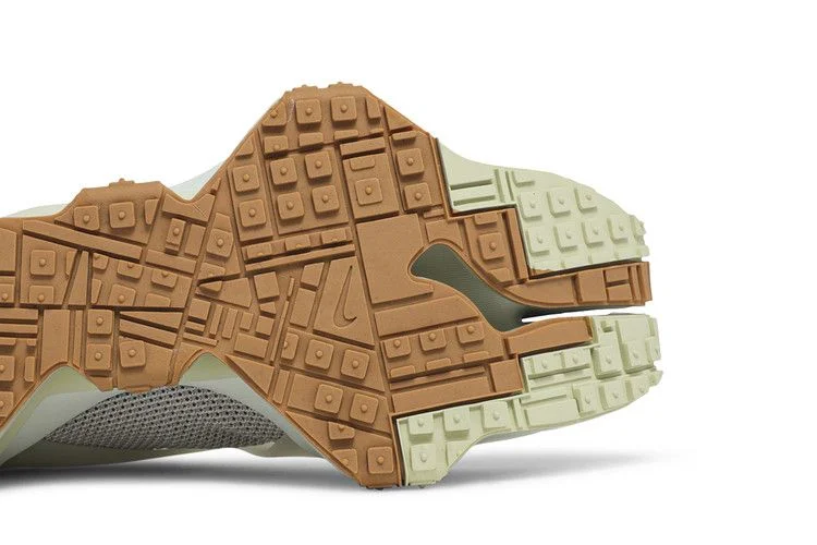 Кроссовки Nike ISPA Road Warrior 'Volt'