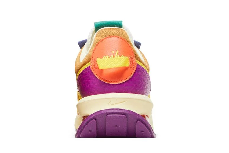 Кроссовки Nike Wmns Air Max Pre-Day 'Wheat Yellow Strike'