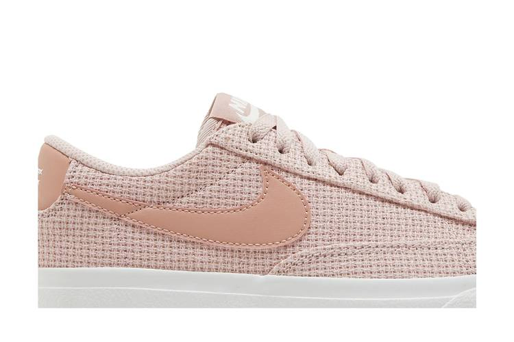 Кроссовки Nike Wmns Blazer Low Platform Essential 'Pink Oxford Woven'