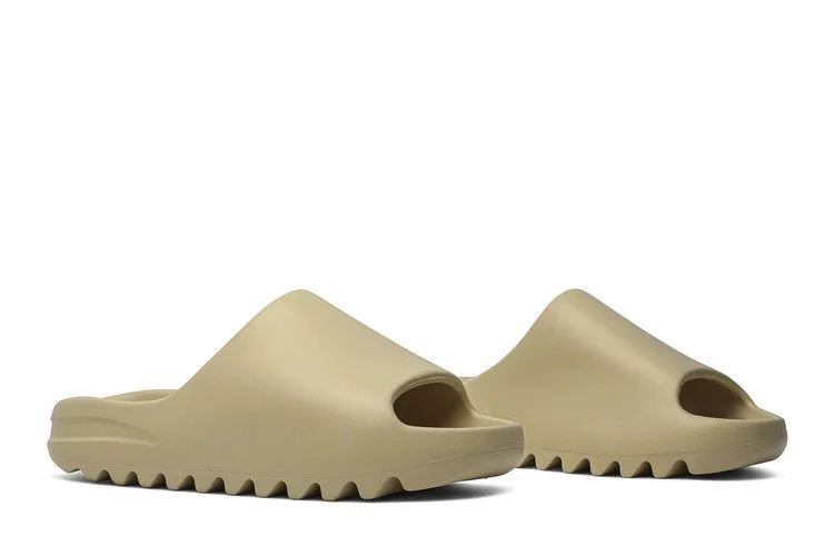 adidas-Yeezy-Slides-Desert-Sand-7