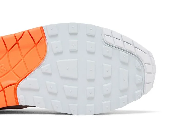 Krossovki-Patta-x-Nike-Air-Max-1-White-Pure-Platinum-4