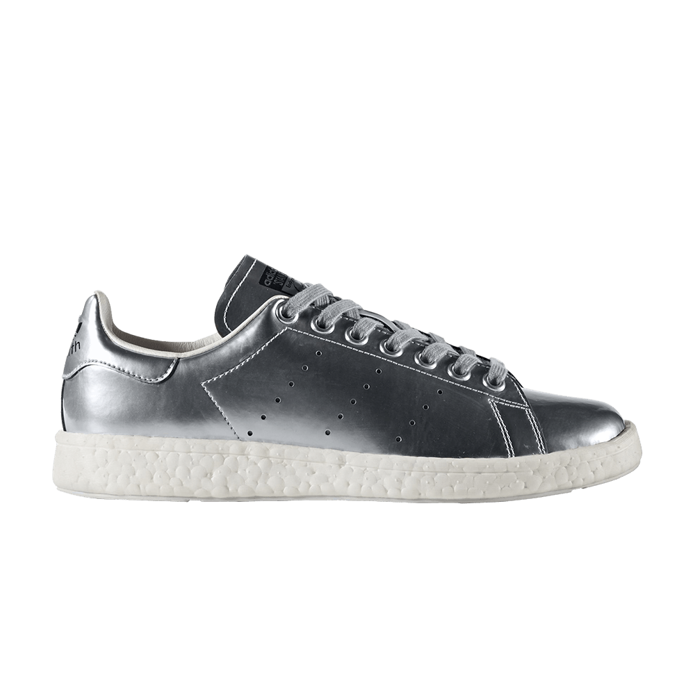 wmns-stan-smith-boost-metallic-silver-bb0108
