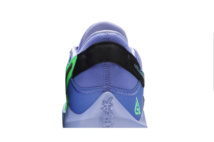 Кроссовки Nike Zoom Freak 2 'Play for the Future'