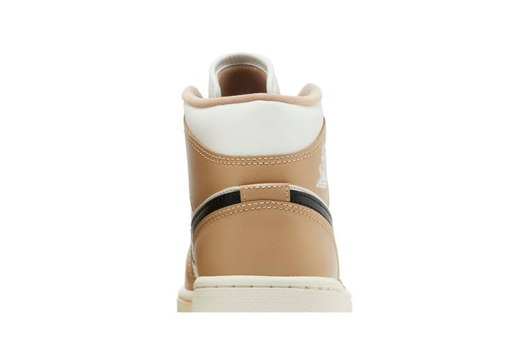 Кроссовки Wmns Air Jordan 1 Mid 'Desert'