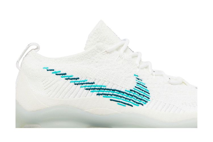 Кроссовки Nike Air Max Scorpion Flyknit 'White Clear Emerald'