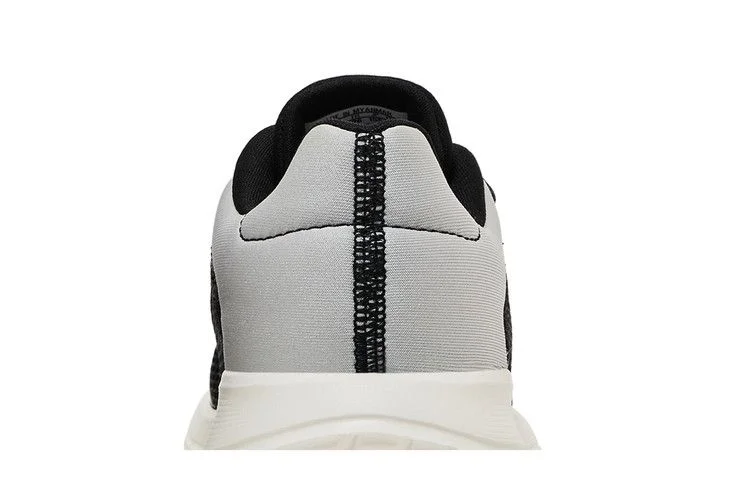 Krossovki-Adidas-Tensaur-Run-I-Black-White-Grey-6
