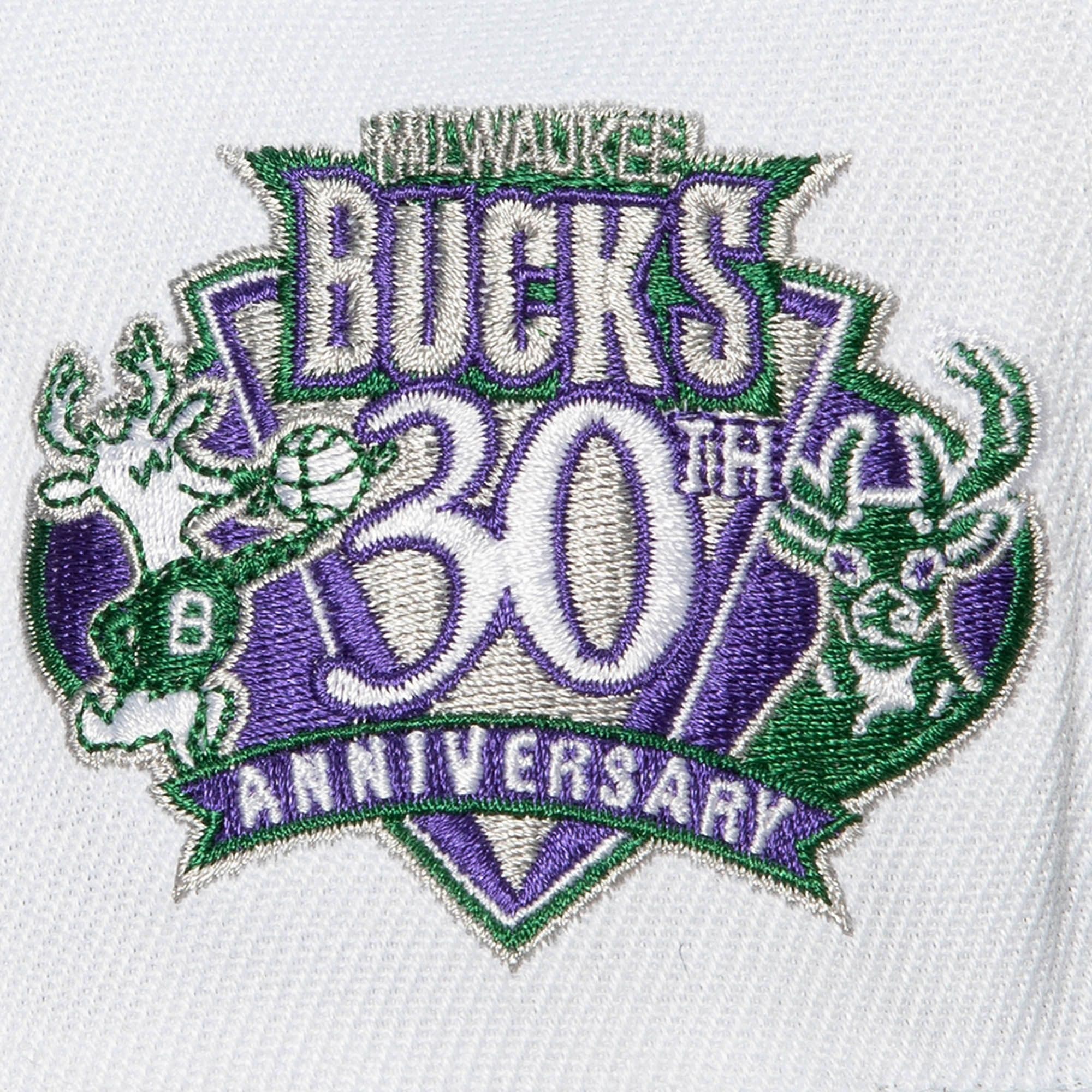 Mitchell-Ness-Toss-Up-Snapback-HWC-Milwaukee-Bucks-Hat-2