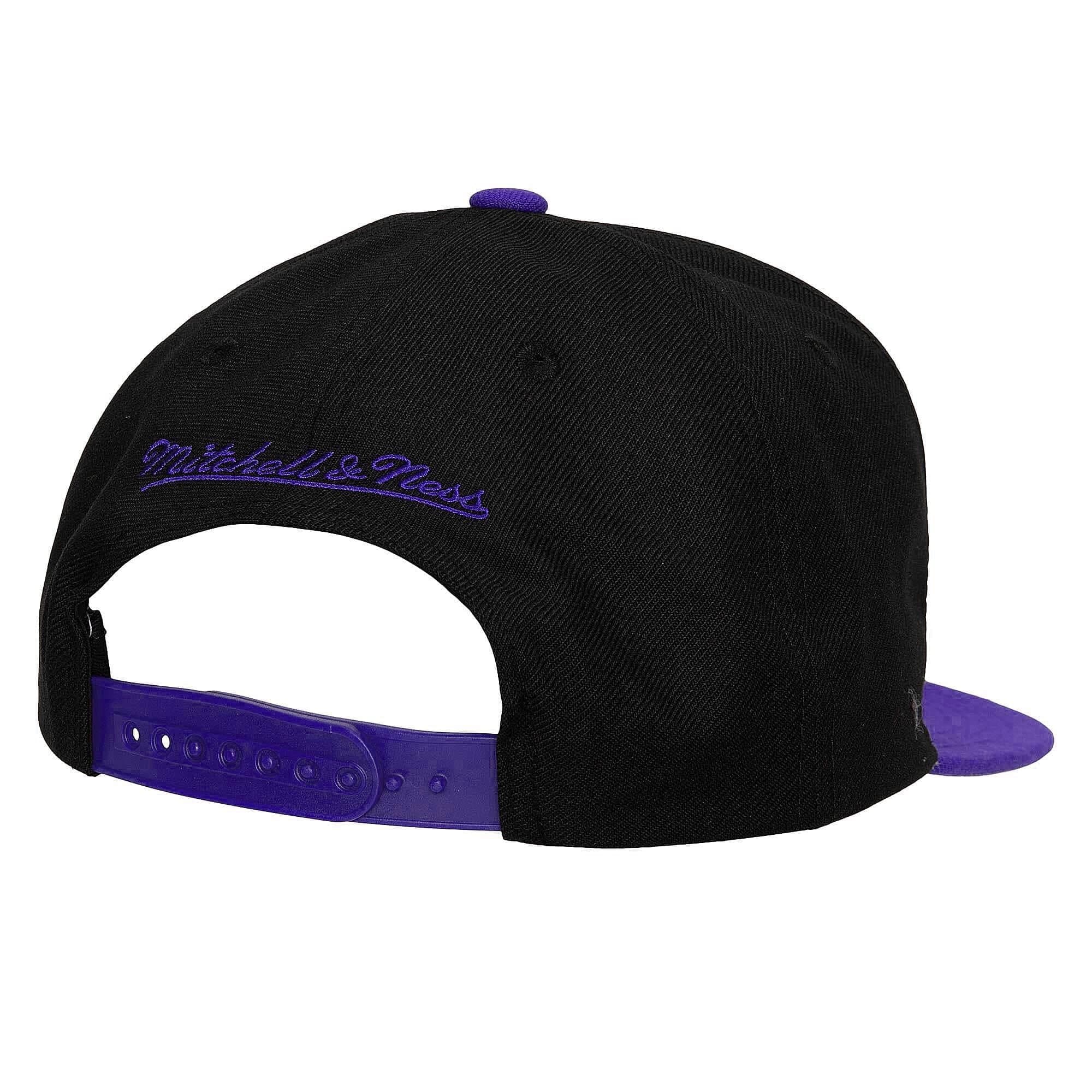Бейсболка Mitchell & Ness 8 Bit XL Snapback HWC Los Angeles Lakers Hat