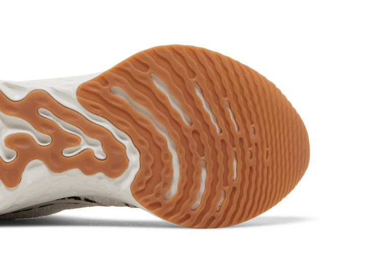 wmns-react-infinity-run-flyknit-3-leopard-dz5215-001_04