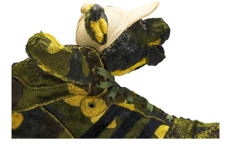 Кроссовки Adidas Jeremy Scott 'Camo Bear'