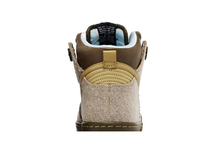 dunk-high-coraline-373349-771_06
