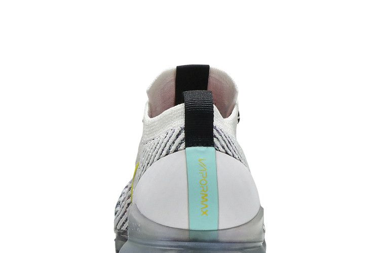 Кроссовки Nike Air VaporMax Flyknit 3 'White Dynamic Yellow'