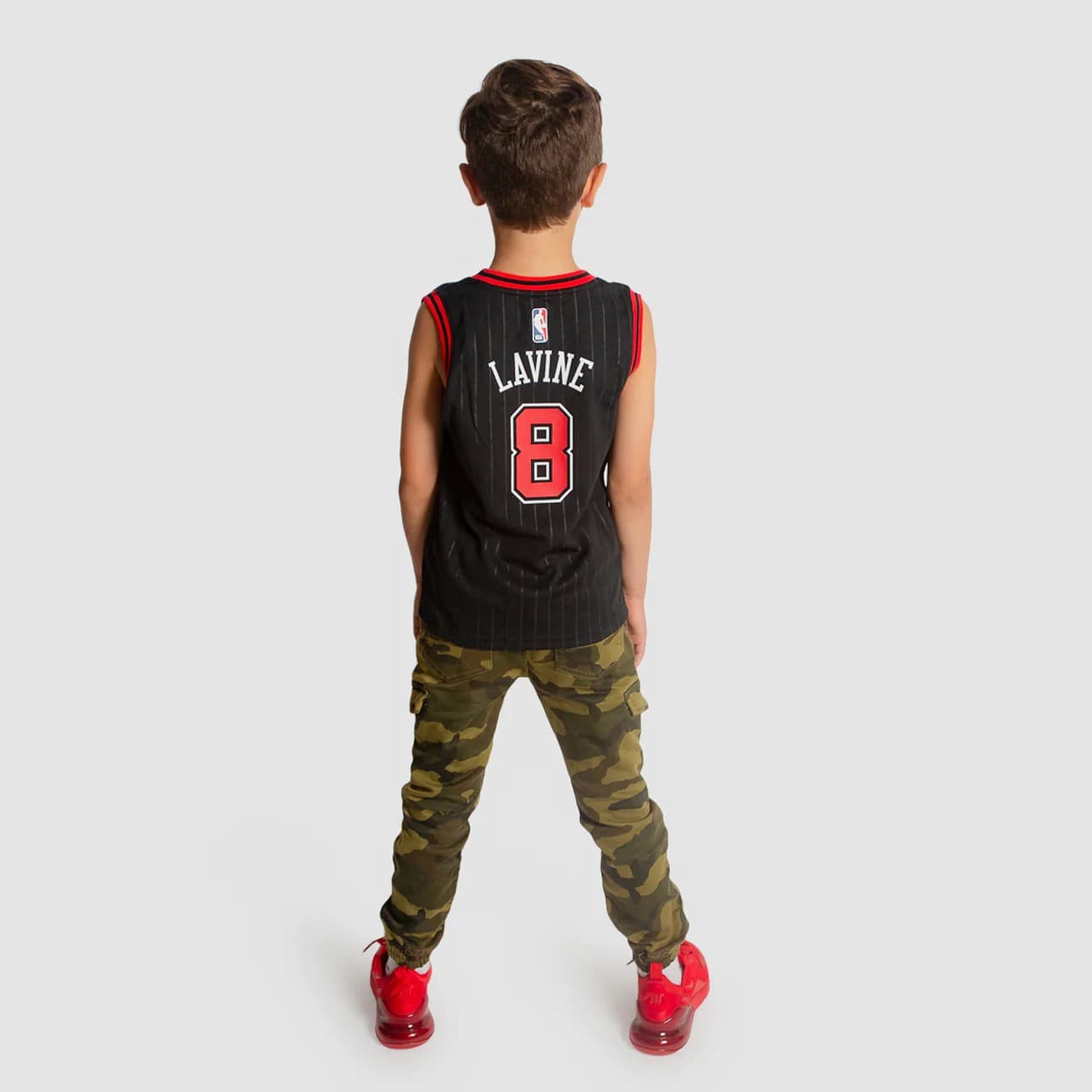 Баскетбольная джерси 2022-23 Chicago Bulls Zach Lavine #8 Boys Statement Edition Black Jersey