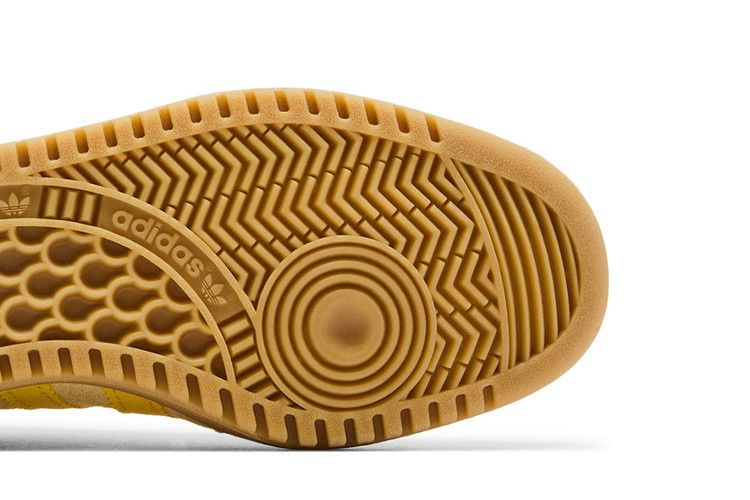 wmns-bermuda-almost-yellow-ih0301_04