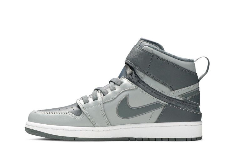 Кроссовки Air Jordan 1 High FlyEase 'Light Smoke Grey'