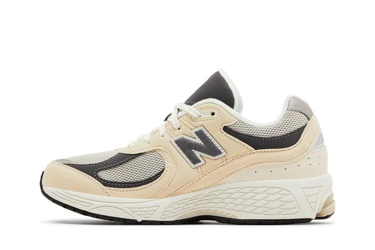 Кроссовки New Balance 2002R Big Kid 'Sandstone Magnet'