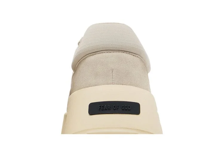 Кроссовки Fear Of God Athletics x adidas Los Angeles Runner 'Sesame'