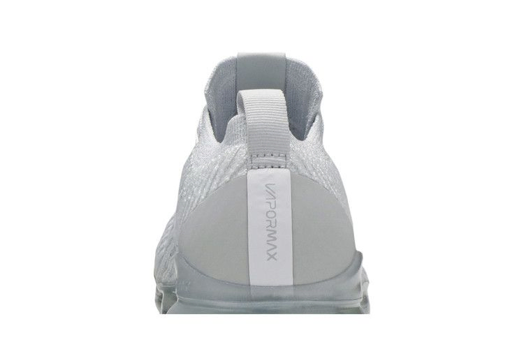 wmns-air-vapormax-flyknit-3-pure-platinum-aj6910-100_06