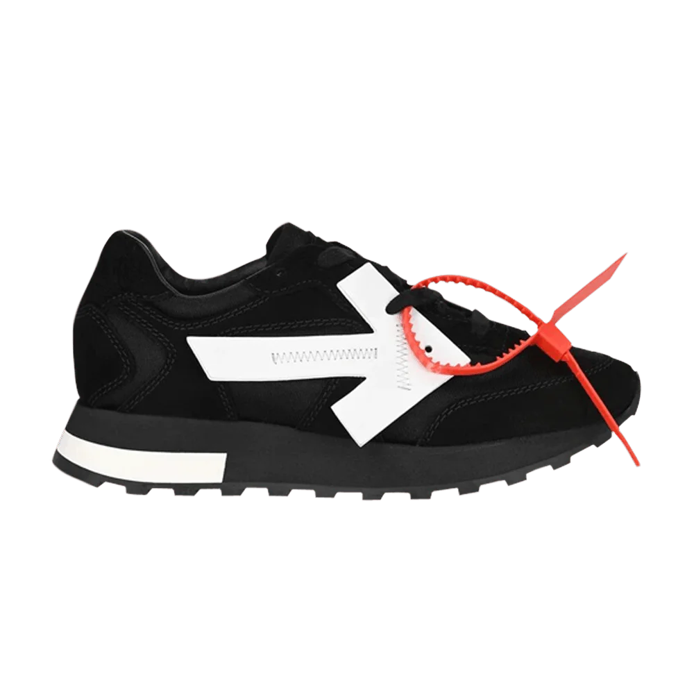 Krossovki-Off-White-Wmns-HG-Runner-Black-White