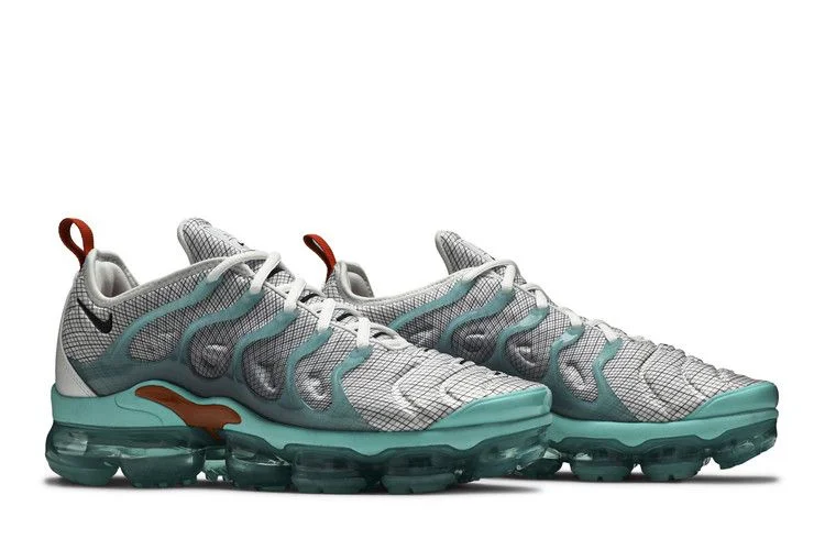 Krossovki-Nike-Air-VaporMax-Plus-Aurora-Green-7