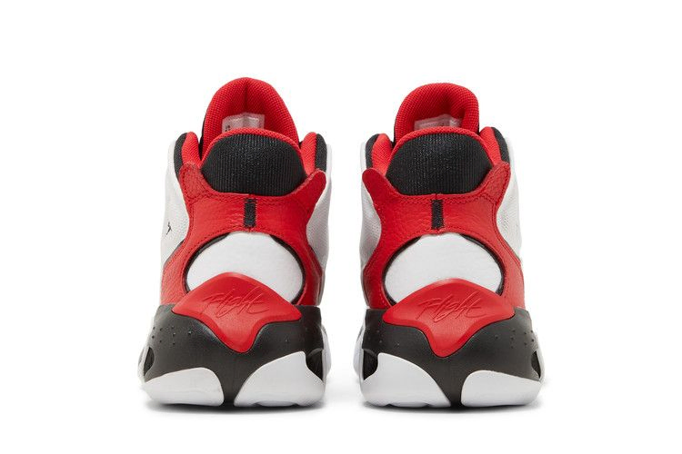 jordan-max-aura-4-white-university-red-dn3687-106_05